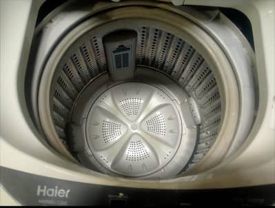 HAIER AUTOMATIC WASHING MACHINE