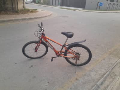 Speed cycle with 6 gears . Japani cycle