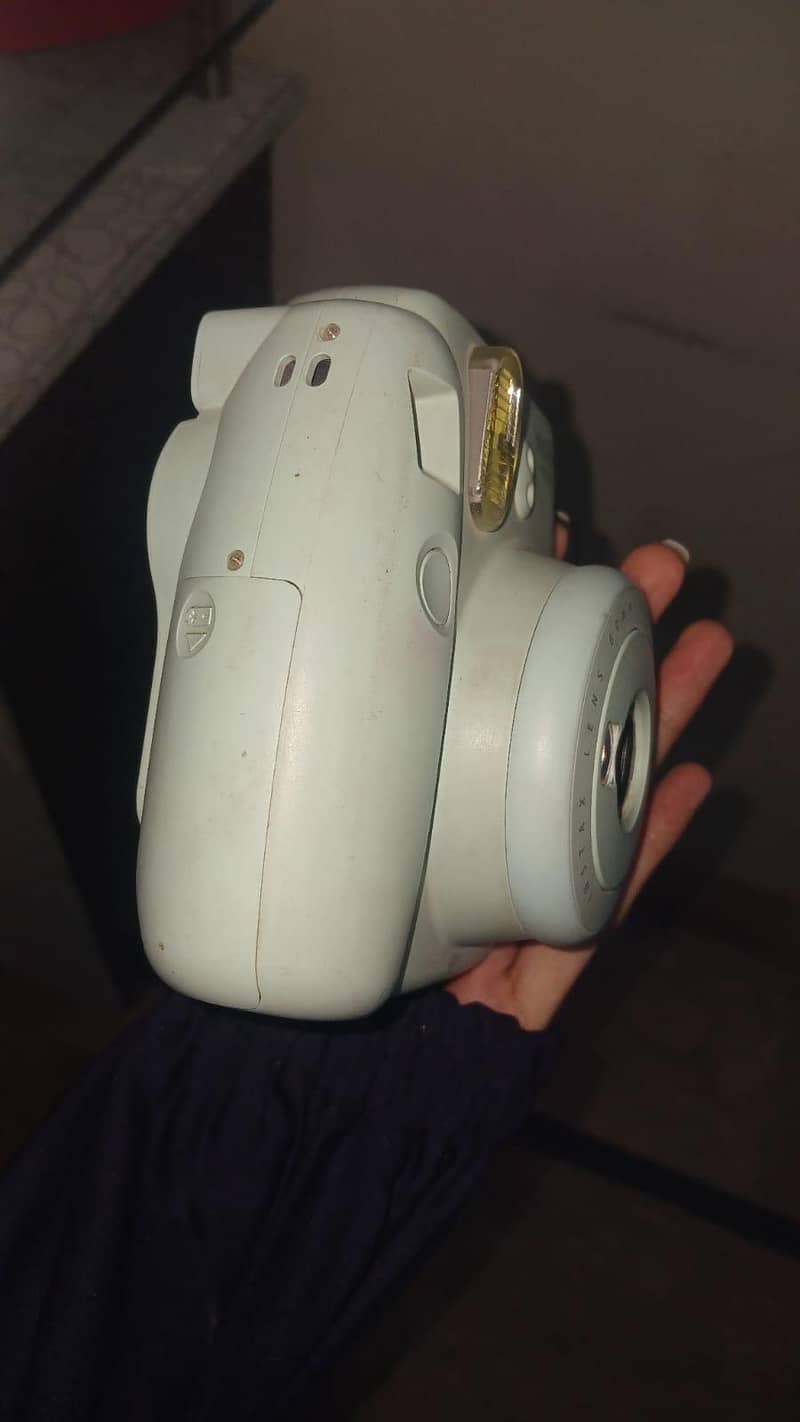 intax mini 9 camera 2