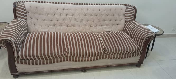 7 seater Sofa set Good condition