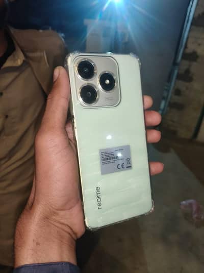realme c63