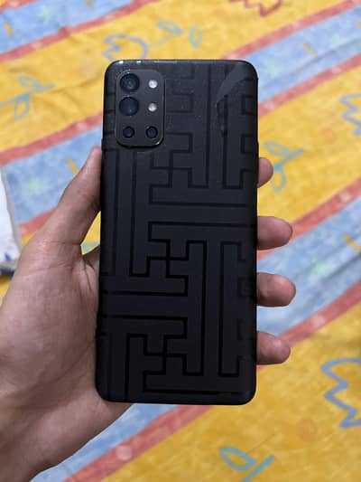 OnePlus 9R 8/256 | Original Charger | Screen Lines