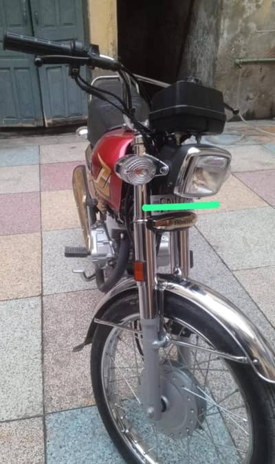 Honda 125 gold edition