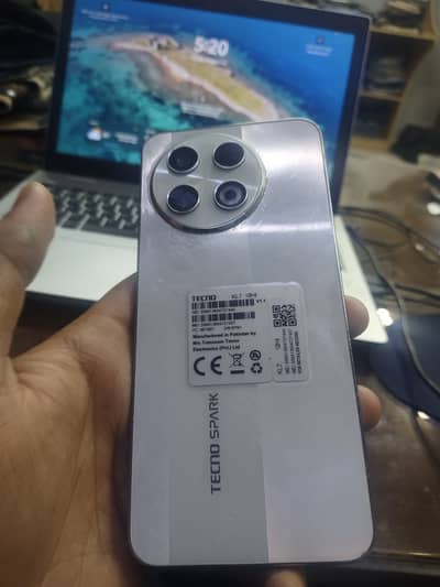 Tecno SPARK 30 Pro