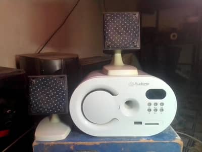 Audionic 5V Bluetooth speakers