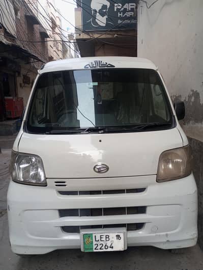 I am selling my car daihatsu hijet  11 Japan 16 pak