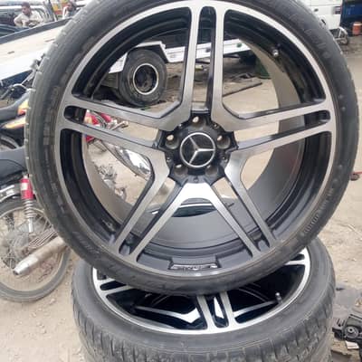 Mercedes Rim for sell 19 inch used in s class and g class.