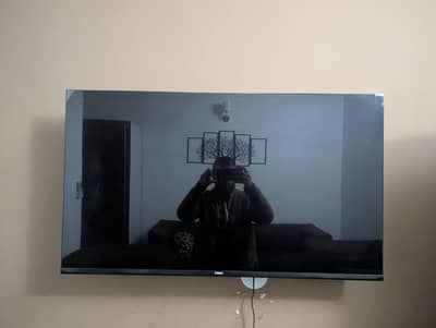 I-Zone  Smart Android Tv 43" - 2 months Used | Under Warranty