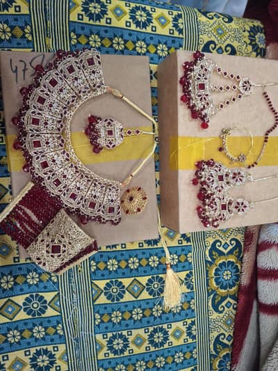 heavy bridal choker jewellery set like new