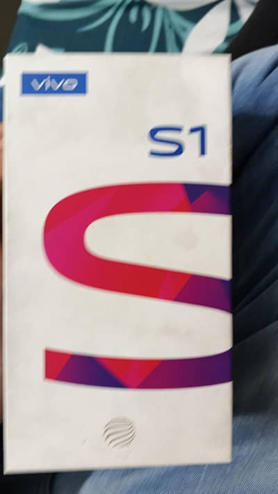 Vivo s1 with box