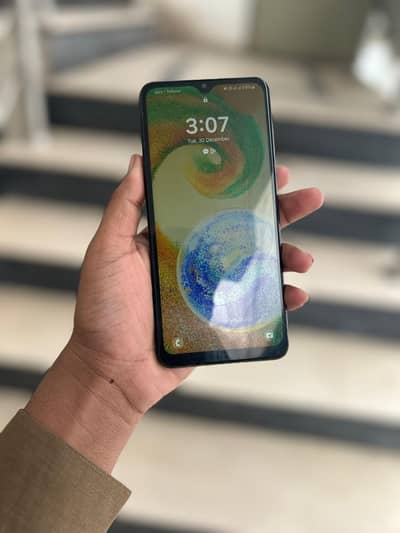 Samsung a04s 4/128 with official PTA APROVEd