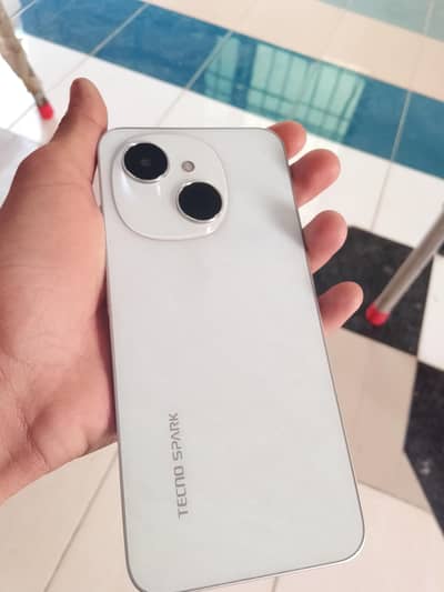 4/64 2 month warranty me hai