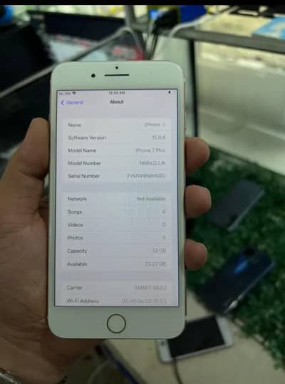 iPhone 7 plus 128 GB official PTA jobs no open no repair 10 by