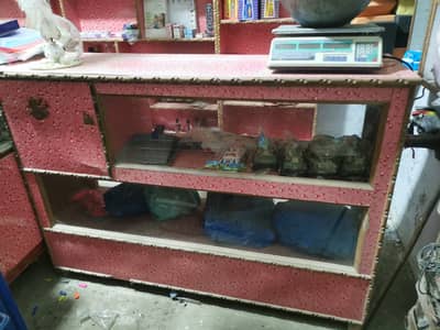 Shop counter