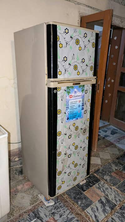 Dawlance medium size fridge