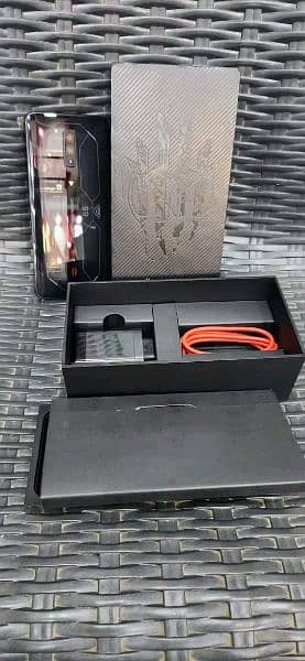 red magic 6s pro 16 GB RAM 256 GB memory 0347/5937/721