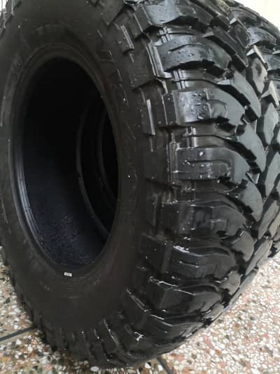 Mud Tyre 285/70/17 For Sale
