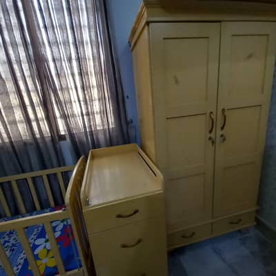 KIDS COT/BABY COT/CRIB/BASSINET/KIDS BED/KIDS FURNITURE