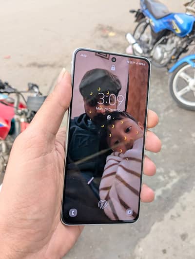 samsung s21 FE pta approvd c. p.