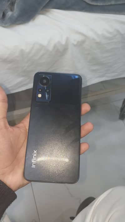 Infinix Note 12