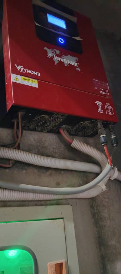 Inverex Inverter 1.2kW + Phonix TX-2500 Battery for Sale