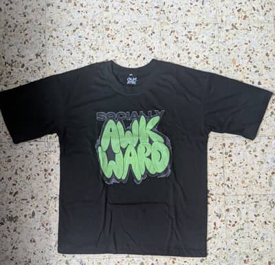 oversized unisex t-shirt - Socially Awkward