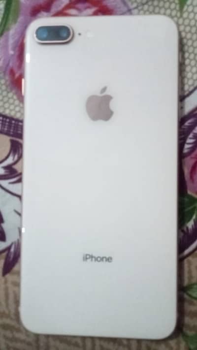 I phone 8 plus  Jv Capacity 64 GB Battery health 88 10/10 condition.