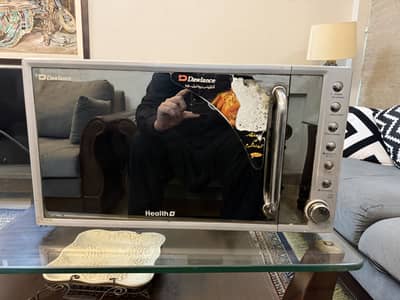 Dawlance Microwave in excellent condition