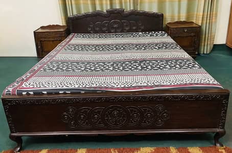 Qeen Bed Set