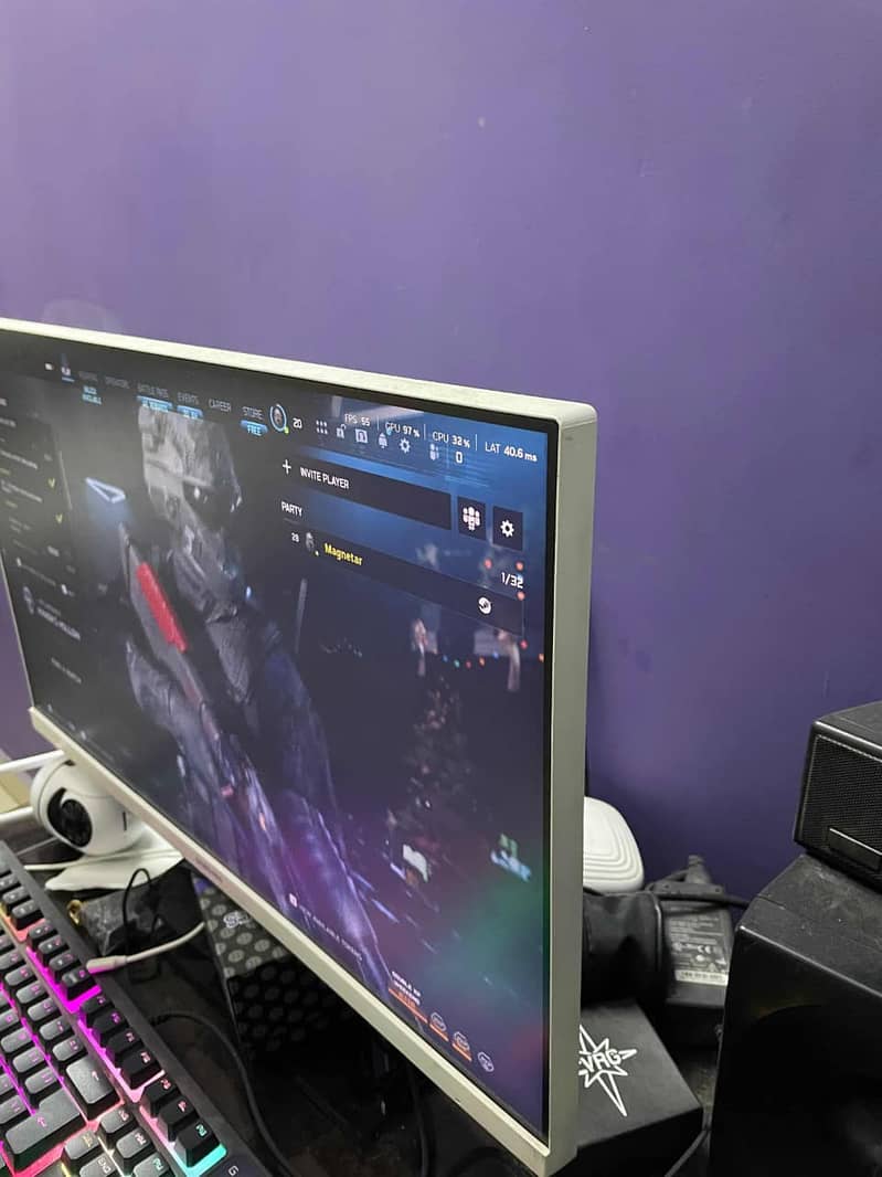 SAMSUNG LED 2K Boderless 3