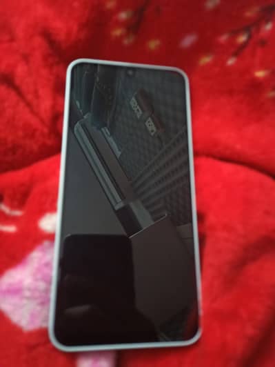 10/10 Condition New Mobile Samsung A16