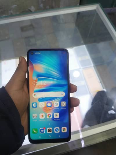 TECNO SPARK 6 4/64 price negotiable