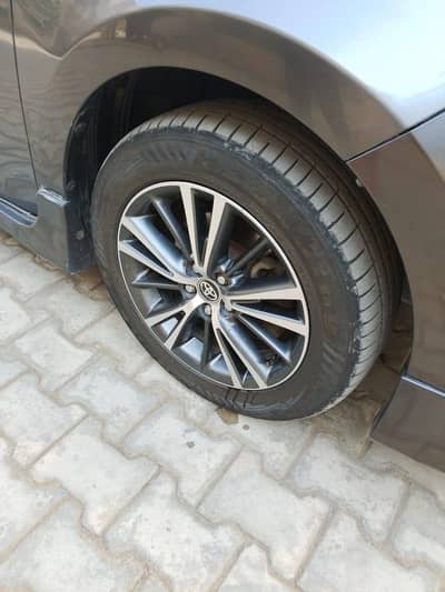 toyota corolla altis