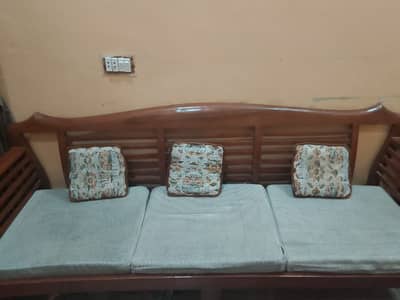 Sofaa 3 Seater + 2 Single