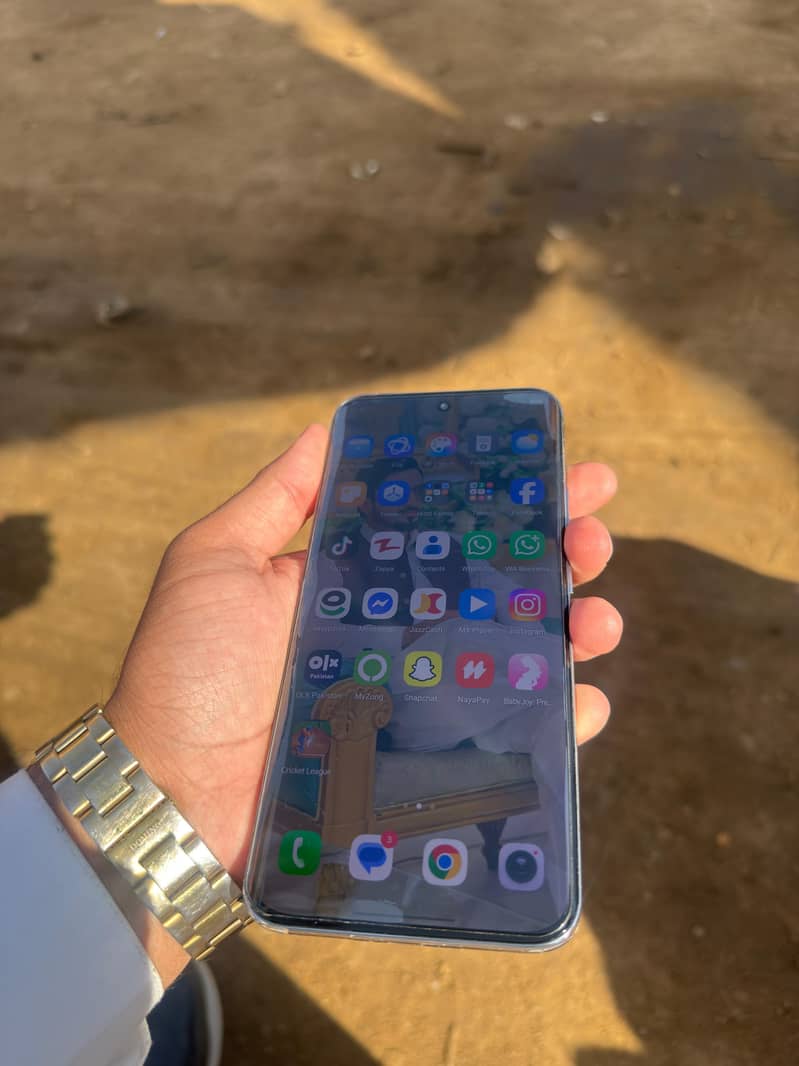 Tecno spark 40 pro plus 0