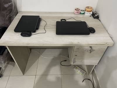 Barely Used Office Furniture - Chairs, Tables & More!