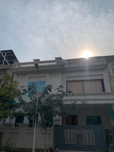 10 Marla beautiful House for sale in Rahman Enclave