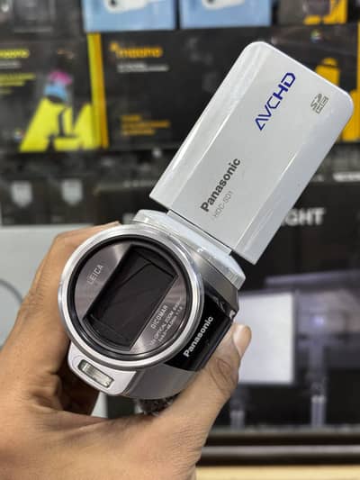 Panasonic SD1 - The professional series handycam - camcorder