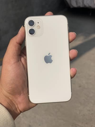 iphone 11 mint condition factory unlock non pta  water pack