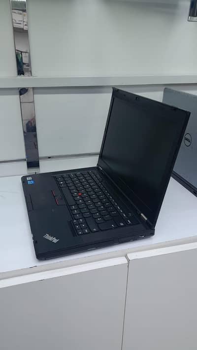 Lenovo Thinkpad | core i5\ 14 display | 8GB ram | 256 ussd