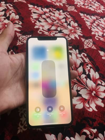 iPhone xsmax 256 non pta bettery chnge and Face ID off True Tone activ