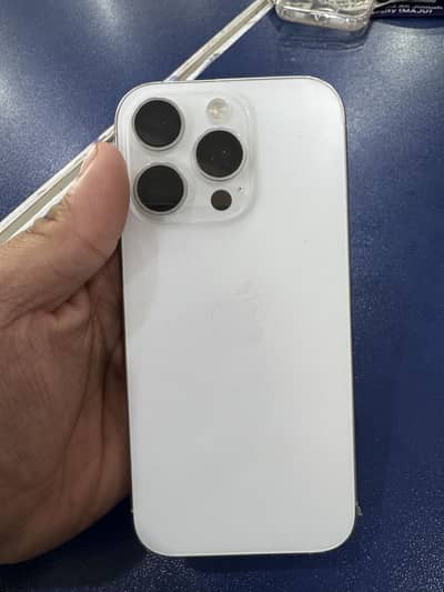 Iphone 16 pro JV 100 battery health original wit box cable 10/10 white