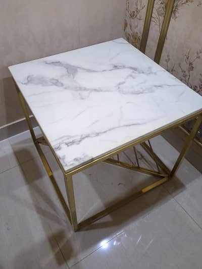 2 coffee tables in the price of one