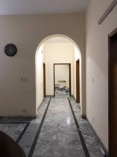 INDEPENDENT 1 KANAL 3 BED UPPER PORTION FOR RENT