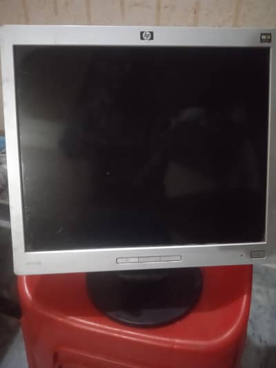 Hp 1706 model Lcd in a cheap rate