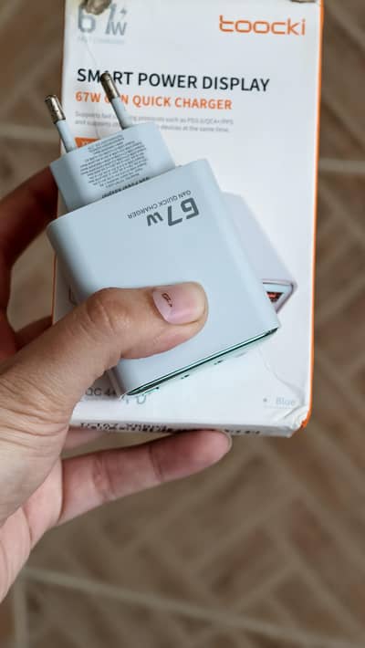 Brander Imported Charger. 67W