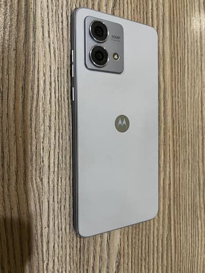 Motorola G84