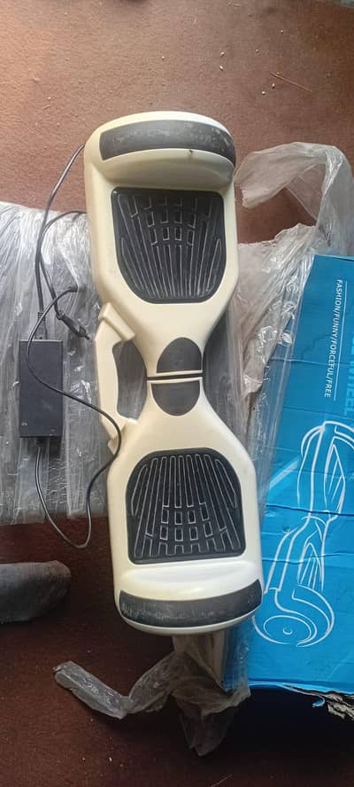 Smart Balance Wheel Hoverboard 6.5 inch – Box & Charger