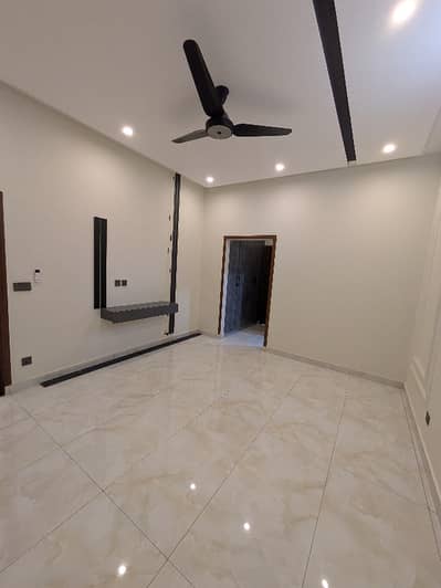 GULBERG RESIDENCIA 10m FULL HOUSE FOR RENT