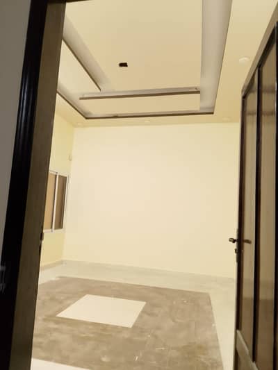 Portion 1st floor Available on Rent in  Gulistan-e-jauhar Block 12